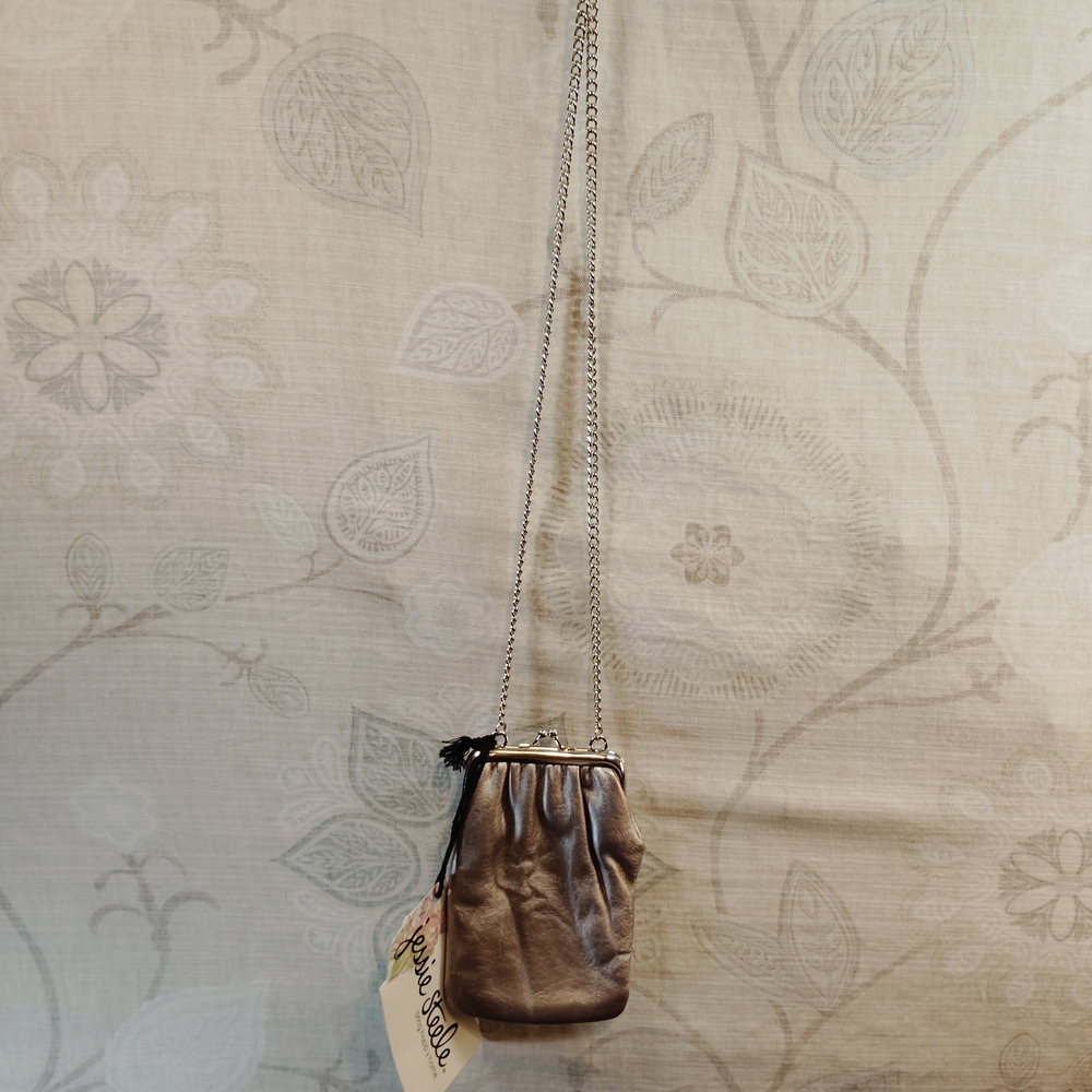 Jessie Steele Elegant Silver Leather Crossbody Bag with Chain